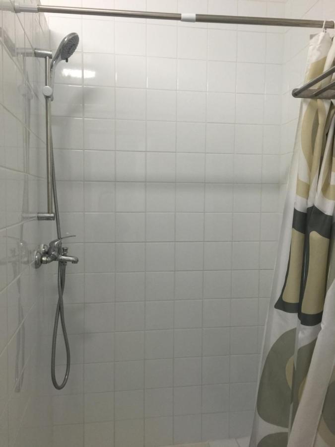 Lori Hostel Bobigny Eksteriør billede